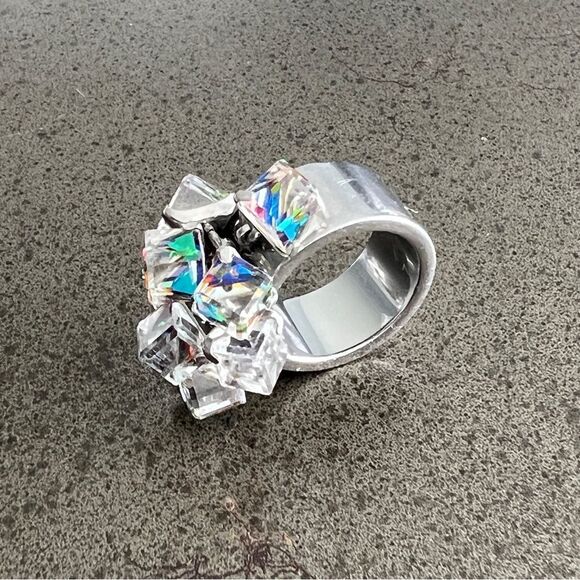 Swatch Love Explosion Silver-Tone Crystal Cube Cluster Ring Size 7 - Picture 2 of 5